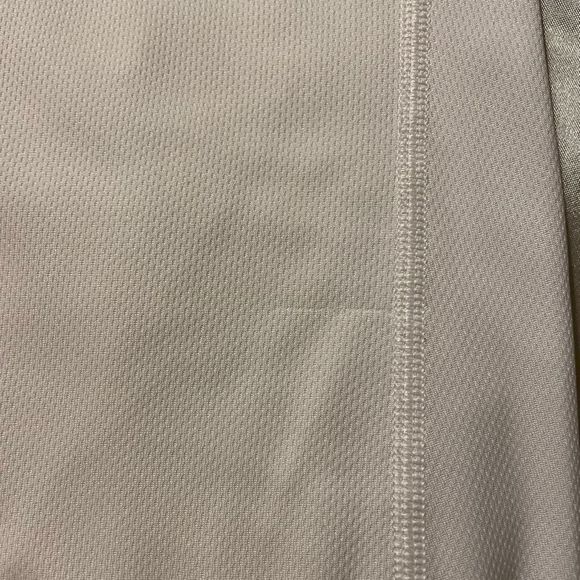 Nike “Journey For a Better World” Dri-Fit women’s white XL thin white top - Picture 10 of 15